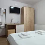 Casa Daky 2 Mai