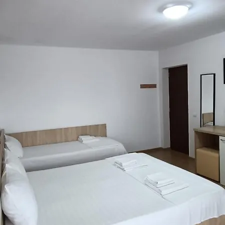 Casa Daky 3* Două Mai