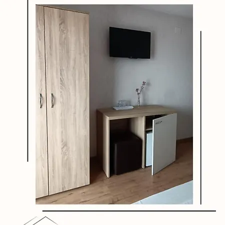 Casa Daky 3*